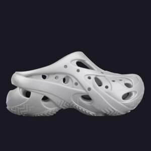 ✨Host pick✨CROCS Cage Fashion comfortable Clogs